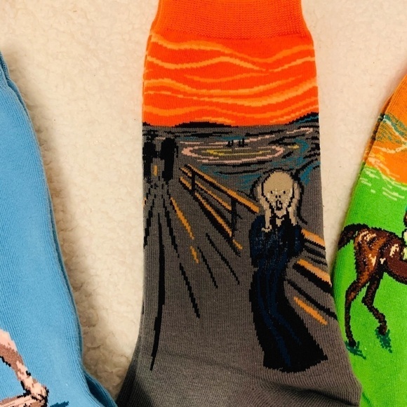 NWOT -Ladies socks (3 pairs) - Picture 3 of 5